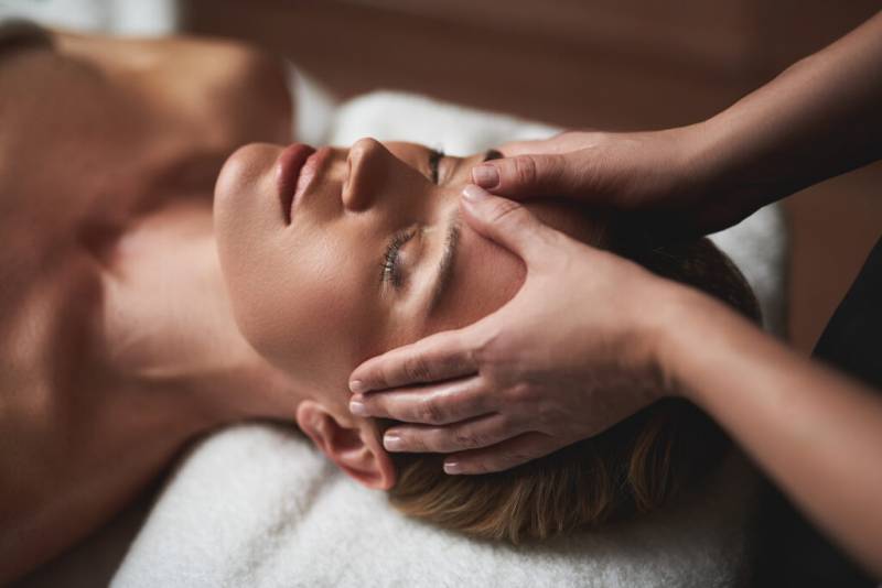 Massage californien: un massage relaxant du corps tout en douceur à Dammartin-en-Goële en Seine et Marne